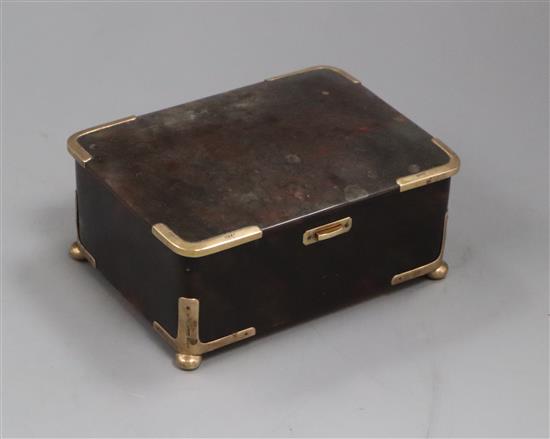 A George V tortoiseshell box with 9ct gold mounts, makers H A & Co, H 6cm W 14cm